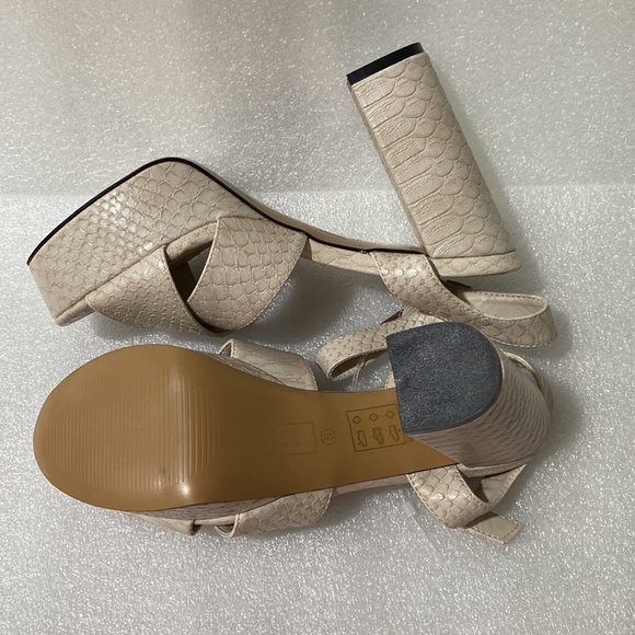 Shu Shop size 8 - Picture 4 of 6